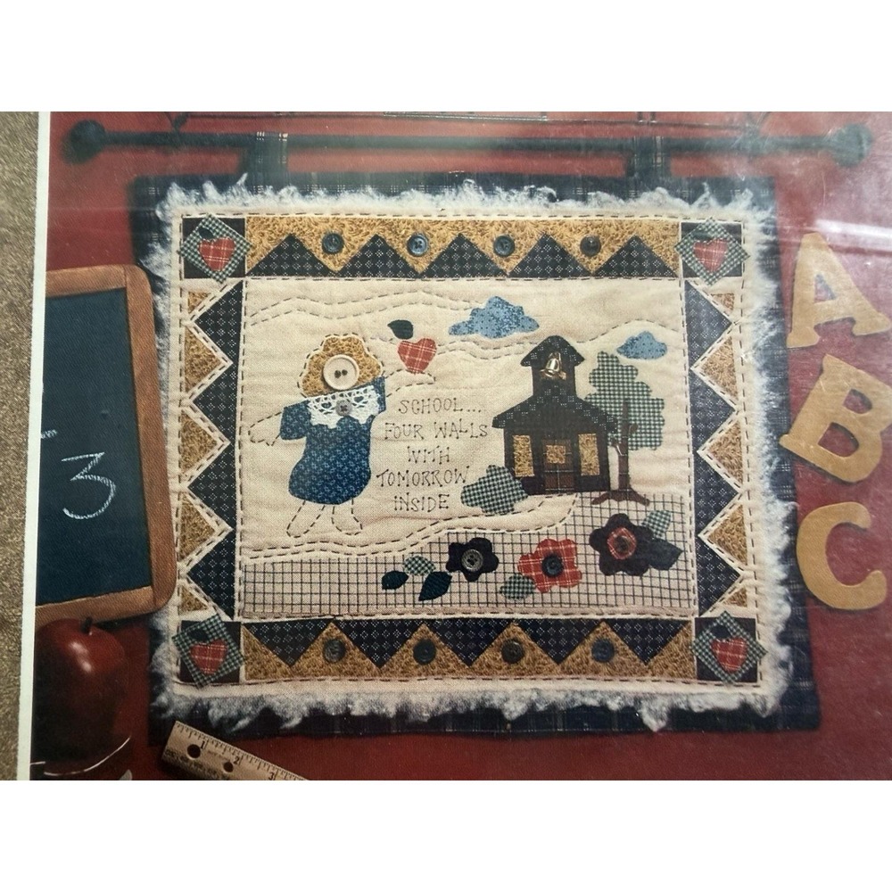 School Four Walls‎ Quilt Pattern Diane Arthurs Powder Mill No. 2004 16"x18"